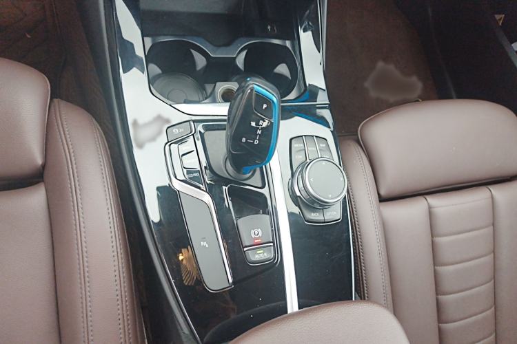 Used BMW iX3 2021 Leading Model Interior 8