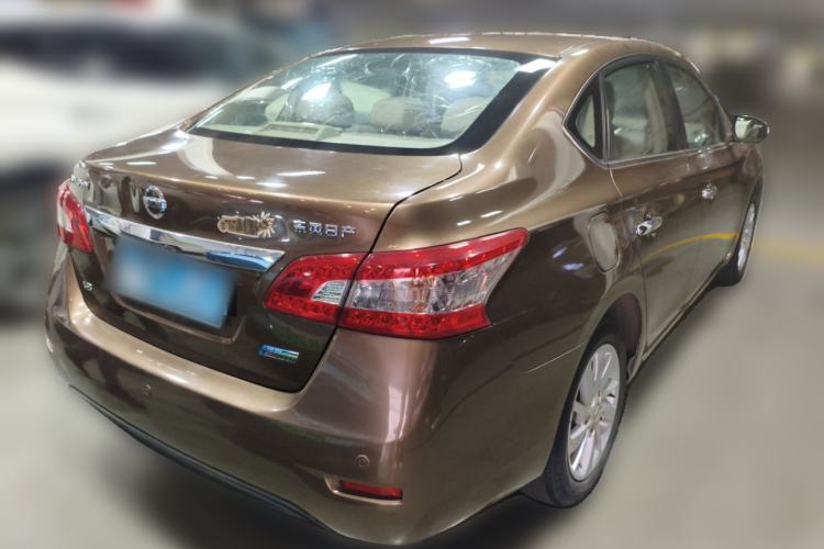 Used Nissan Sylphy 2012 1.8XL CVT Luxury Edition Rear Right 45 Deg