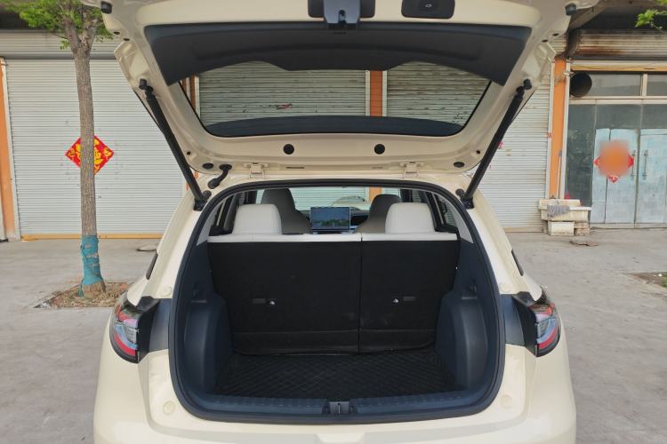 Used Geely Galaxy Geome 2025 310km Dream Edition Trunk