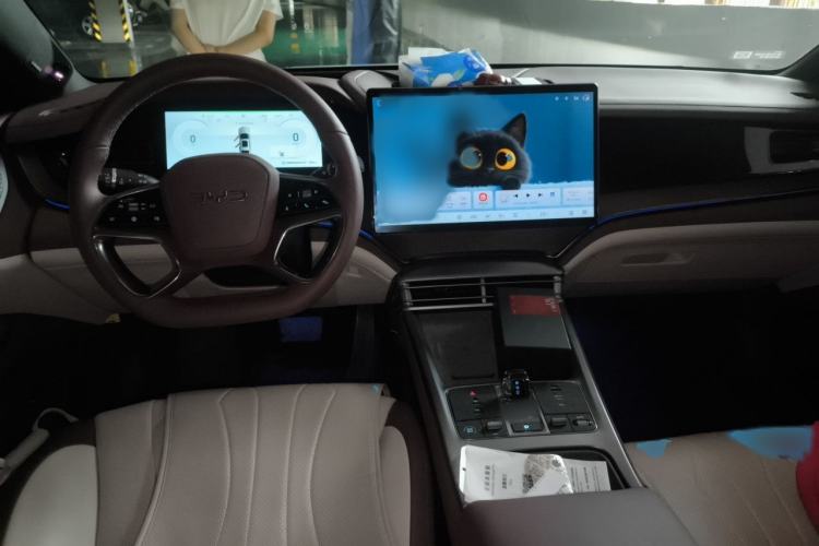 Used BYD Seal 2023 DM-i 1.5T 121km Flagship Model
