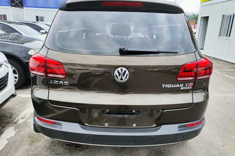 Used Volkswagen Tiguan 2015 1.8TSI Automatic All-Wheel-Drive Luxury Model Rear