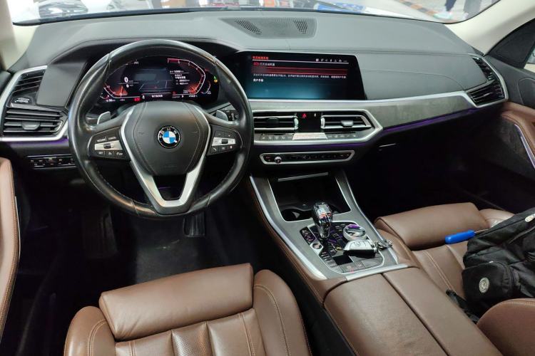 Used BMW X5 2019 xDrive30i X Design Package Center Console