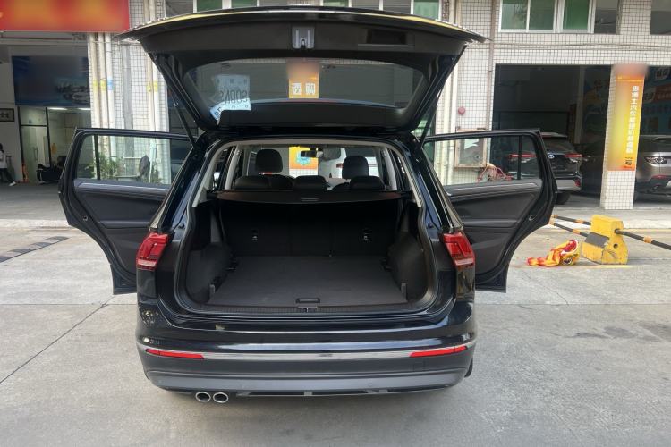 Used Volkswagen Tiguan L 2018 Revised Version 330TSI Automatic Two-Wheel Drive Comfort Edition
