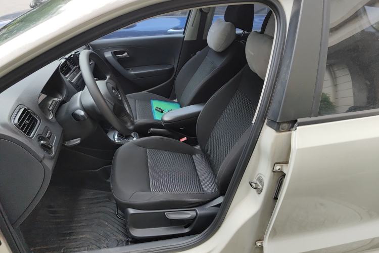 Used Volkswagen Polo 2013 1.6L Automatic Comfort Edition Left Front Seat