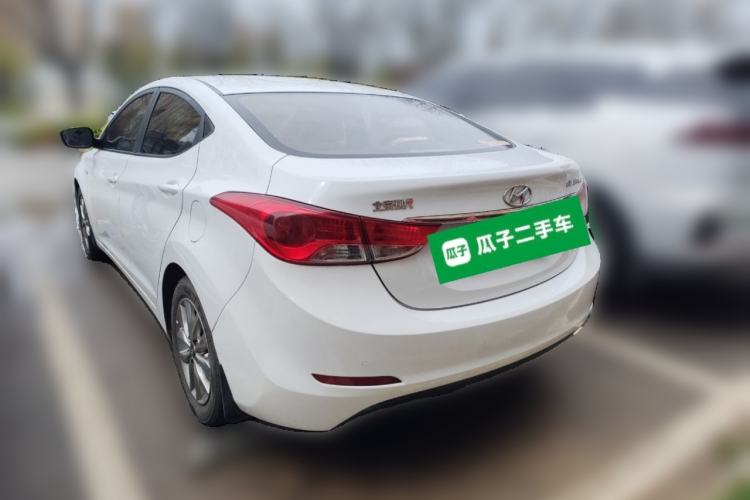 Used Hyundai Elantra (5th Generation / Langdong) 2015 1.6L Automatic Fashion Model Rear Left 45 Deg