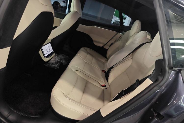 Used Tesla Model S 2023 Three-Motor All-Wheel-Drive Plaid Version
