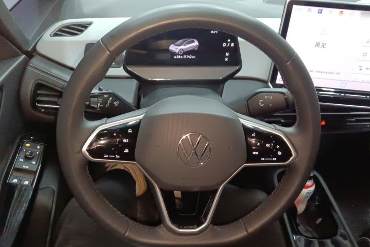Used Volkswagen ID.3 2025 Smart Edition Outstanding Model Steering Wheel