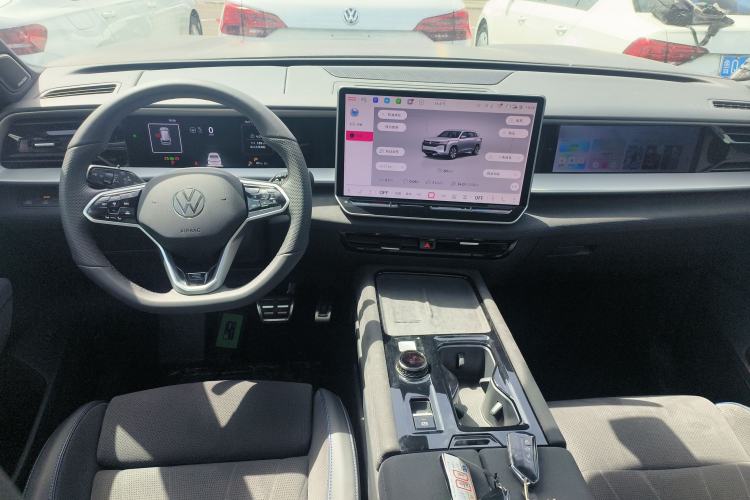 Used Volkswagen Teramont 2025 Tiguan Pro 450TSI Four-Wheel Drive Summit Edition