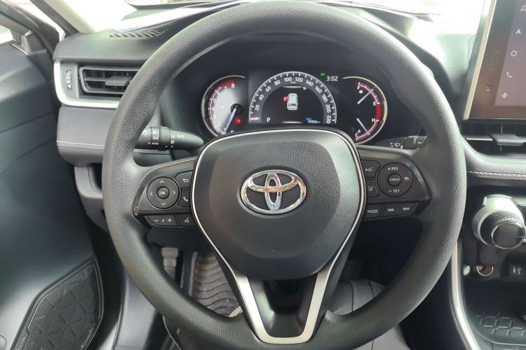 Used Toyota RAV4 2021 2.0L CVT Two-Wheel Drive Fashion Edition