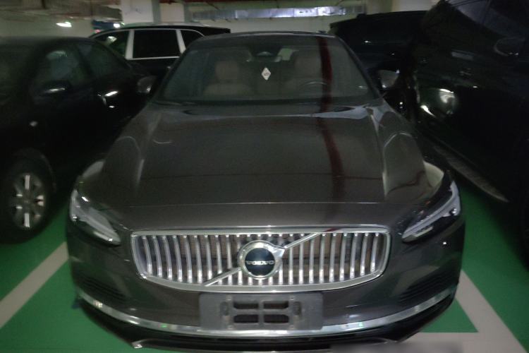 Used Volvo S90 New Energy 2022 Restyled T8 E-Drive Hybrid Zhiyi Luxury Edition
