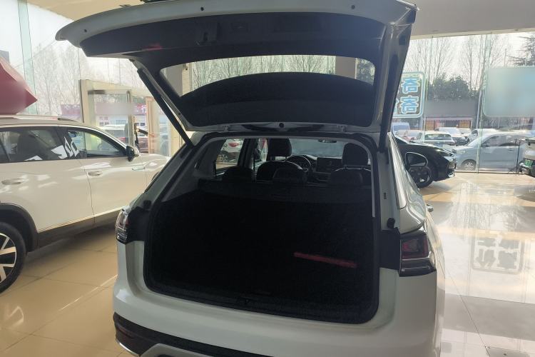 Used Volkswagen Tayron 2023 300TSI Two-Wheel-Drive Luxury Plus Advanced Edition
