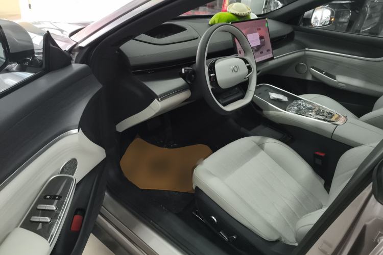 Used CHANGAN NEVO A07 2025 Blue Whale Range-Extending Version 230 Flagship Model
