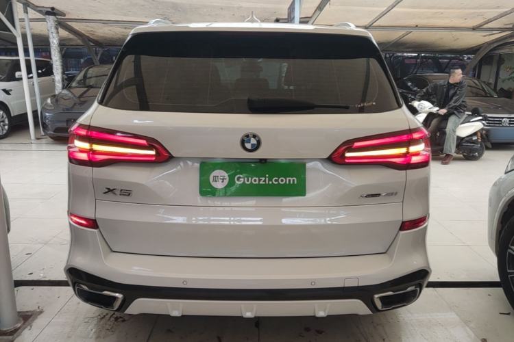 Used BMW X5 2019 xDrive40i M Sport Package Rear