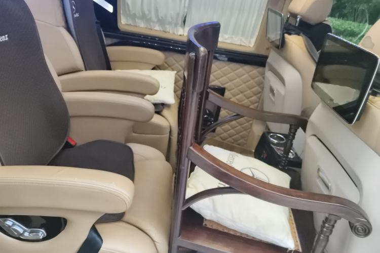 Used Mercedes-Benz Vito 
