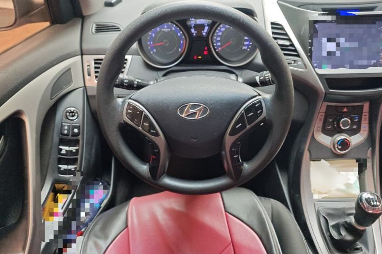 Used Hyundai Elantra (5th Generation / Langdong) 2012 1.6L Manual Fashion Edition
