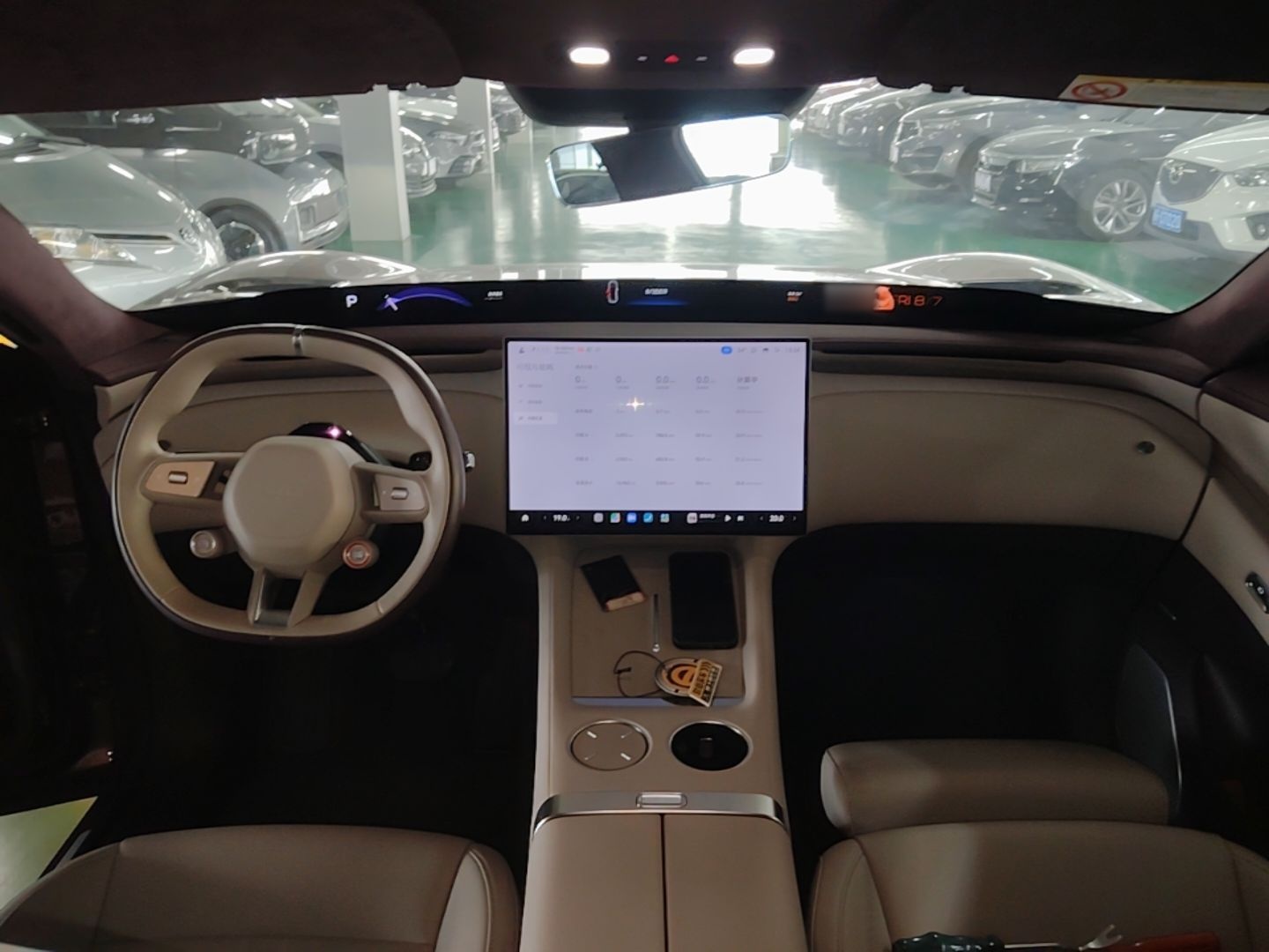 Xiaomi Auto YU7 2025 Ultra-Long Range High-Performance All-Wheel-Drive Max Edition — снимка 12