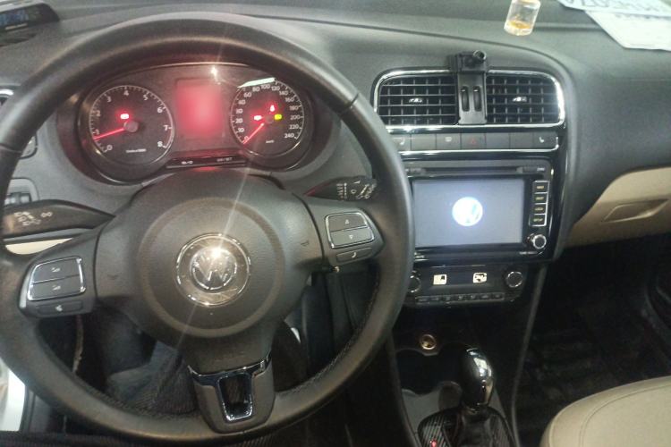 Used Volkswagen Polo 2013 1.6L Automatic Luxury Edition