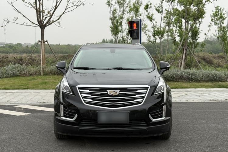 Used Cadillac XT5 2018 25T Luxury Model Exterior 6
