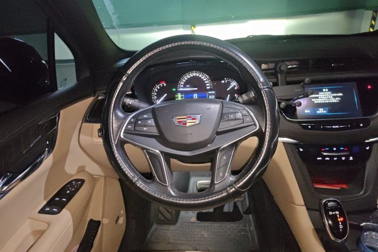 Used Cadillac XT5 2016 28T Four-Wheel Drive Tech Version
