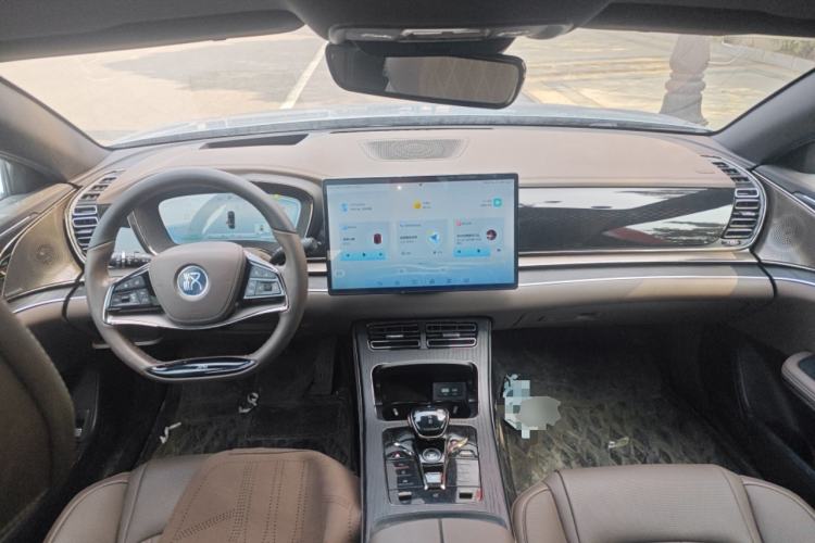 Used BYD Han 2023 DM-i Champion Edition 200KM Flagship Model
