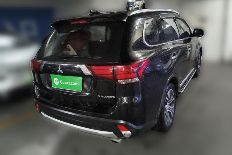 Used Mitsubishi Outlander 2017 2.0L Two-Wheel Drive Glory Edition 5 Seats
