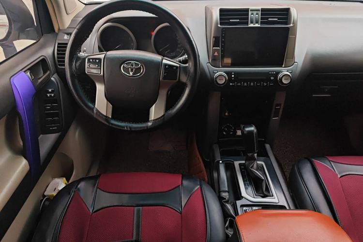 Used Toyota Prado 2010 2.7L Automatic Deluxe Edition Steering Wheel