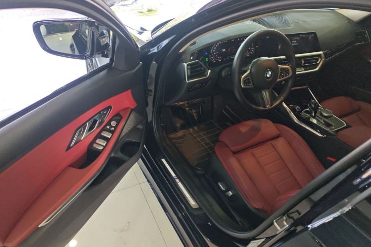 Used BMW 3 Series 2021 Facelifted 320Li M Sport Package
