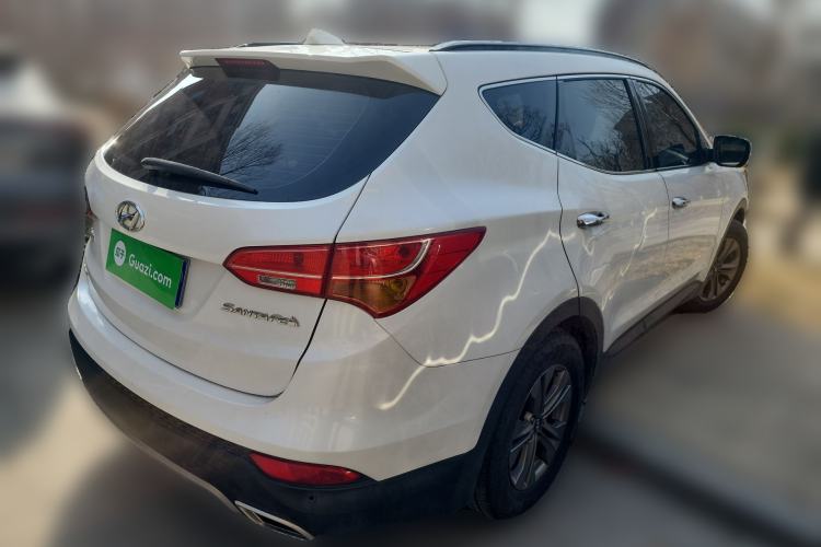 Used Hyundai Santa Fe 2015 2.0T Automatic Two-Wheel Drive Smart Version 5 Seats