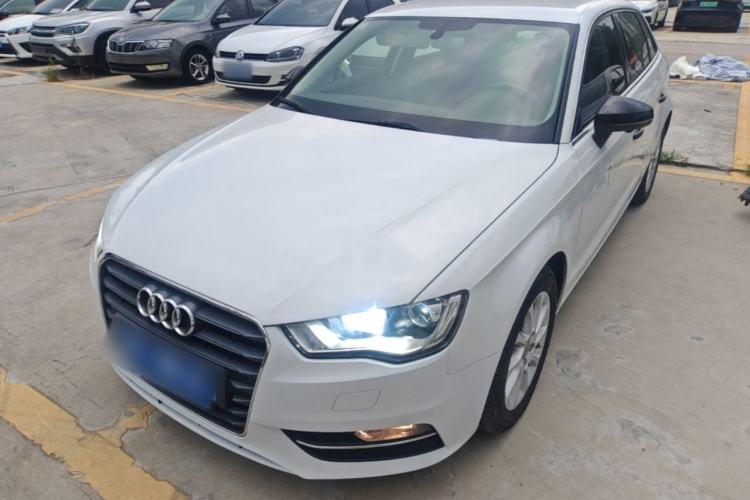 Used Audi A3 2016 Sportback 35 TFSI Ambition Edition Guazi used car, China used car export, Used car for sale, Used cars, Cheapest cars for sale