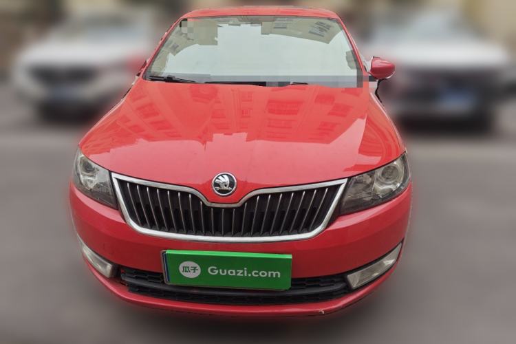 Used Skoda Rapid Spaceback 2014 1.6L Automatic Enjoyment Edition