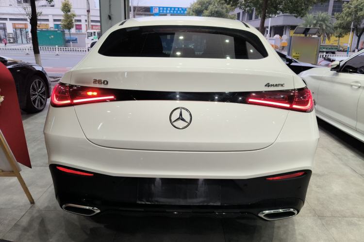 Used Mercedes-Benz GLC Coupe 2024 GLC 260 4MATIC Coupe SUV
