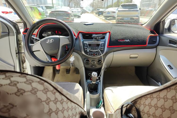 Used Hyundai Verna (older generation) 2016 1.4L Manual Smart GLS Trim
