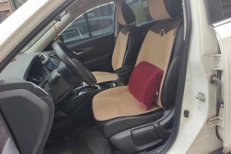 Used Nissan X-Trail 2015 2.0L CVT Comfort MAX Edition 2WD