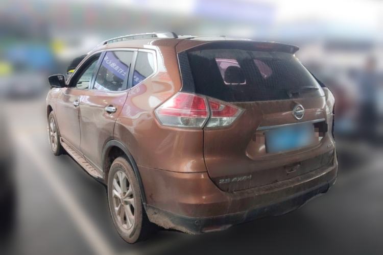 Used Nissan X-Trail 2014 2.5L CVT Luxury Edition 4WD Rear Left 45 Deg