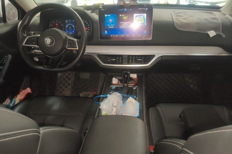 Used BYD Tang 2018 2.0T Automatic SmartConnect Luxury 7-Seater China V Emission Standard
