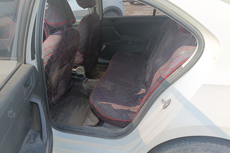 Used Volkswagen Santana 2016 1.6L Manual Fashion Edition