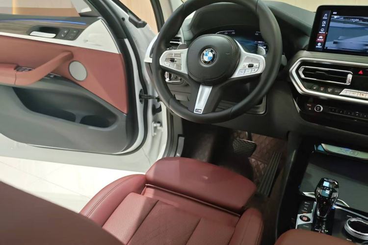 Used BMW X3 2023 Restyled xDrive30i Leading Edition M Night Sky Package
