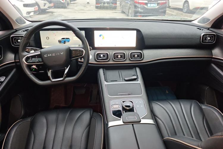 Used Chery Tiggo 9 2023 2.0T Dual-Clutch Two-Wheel Drive Leading Edition 5 Seats
