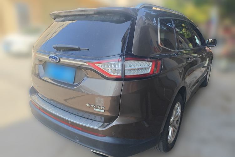 Used Ford Edge 2016 EcoBoost 245 Two-Wheel-Drive Titanium 7-Seater
