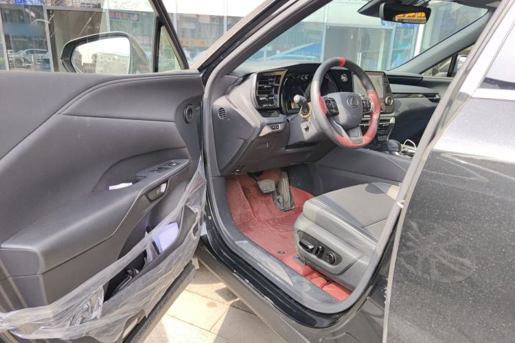 Used Lexus RX 2023 350h Two-Wheel Drive Enjoyment Version Driver Seat