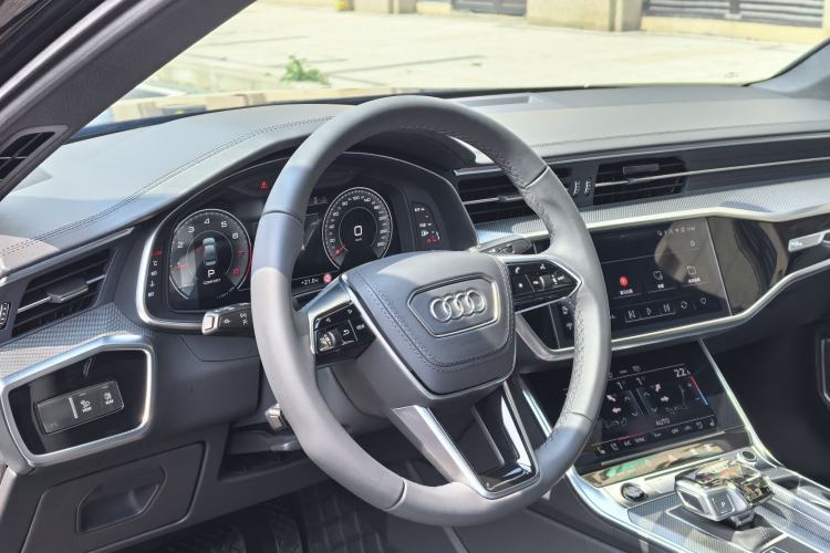 Used Audi A6L 2025 Revised 45 TFSI Prestige Dynamic Edition
