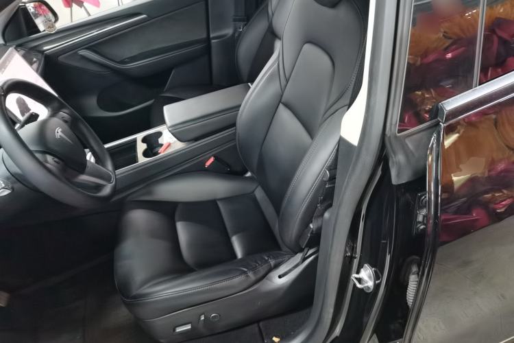 Used Tesla Model Y 2021 Standard Range Rear-Wheel Drive Version
