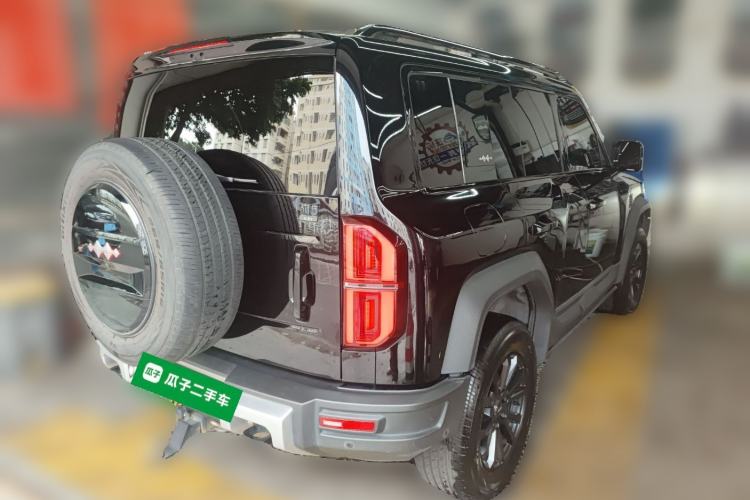 Used Formula Leopard 5 2023 Navigator Edition
