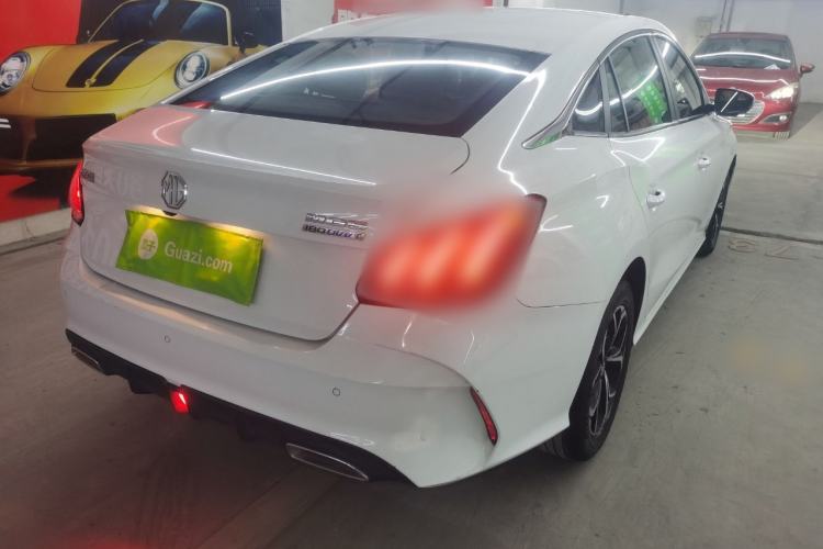 Used MG 5 2021 180 DVVT CVT Youth Luxury Edition
