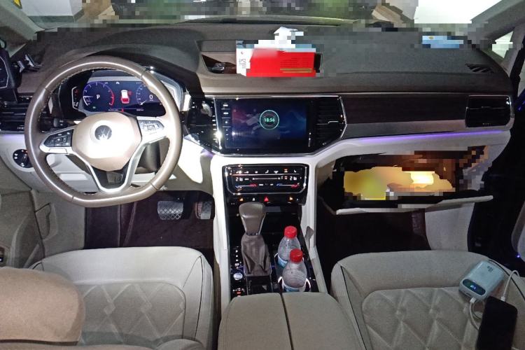 Used Volkswagen Viloran 2020 380TSI Prestige Edition
