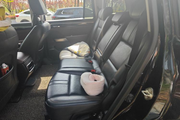 Used GAC Trumpchi GS8 2017 320T Two-Wheel Drive Luxury Smart Connectivity Version (7 Seats)