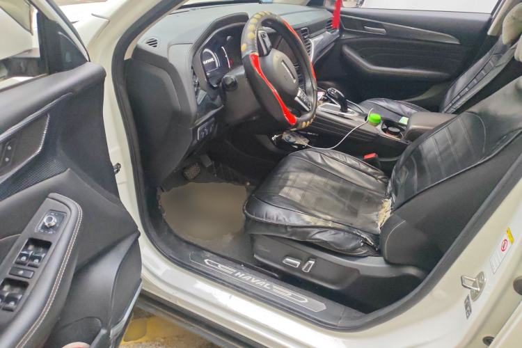 Used Haval F7x 2021 1.5T Two-Wheel Drive Smart & Trendy Edition Driver Seat