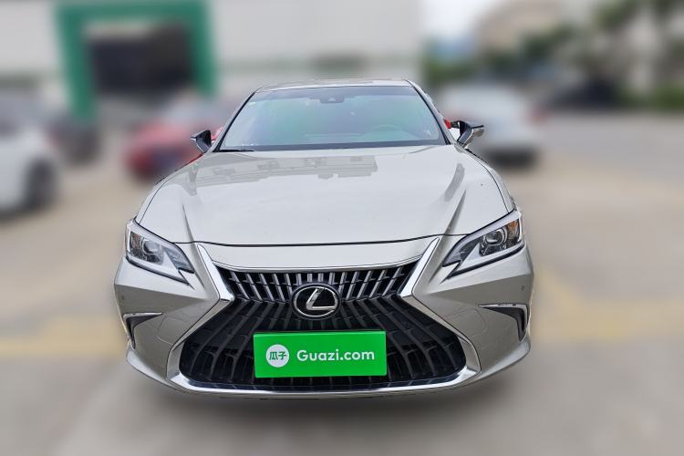 Used Lexus ES 2022 300h Excellence Edition