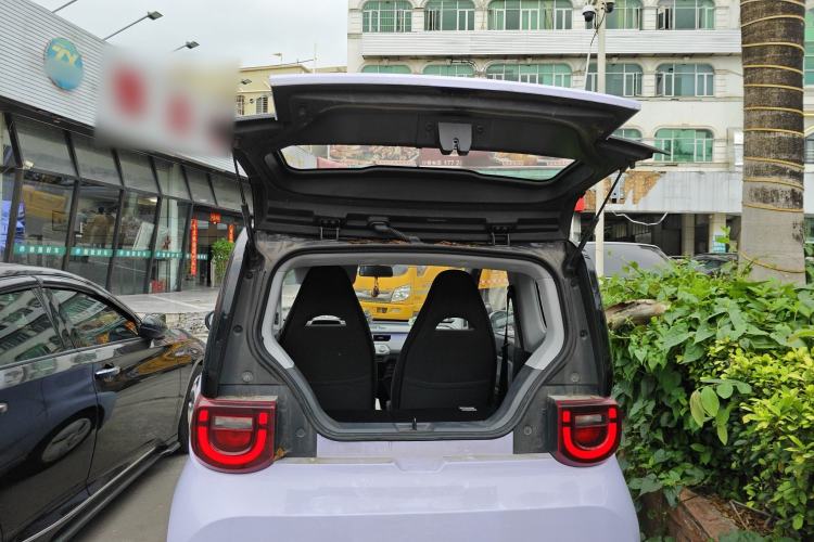 Used Chery QQ Ice Cream 2022 170km Sundae Phosphate Lithium-Ion
