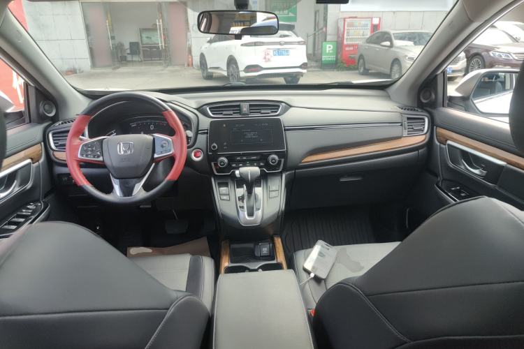 Used Honda CR-V 2017 240TURBO CVT Front-Wheel Drive Fashion Edition